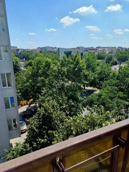 Proprietar vand apartament Torontalului