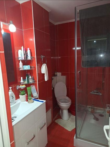 Inchiriez apartament 3 camere - 8