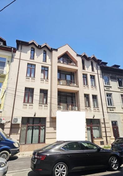 Inchiriere Cladire Multifunctionala Unirii Comision zero - 1