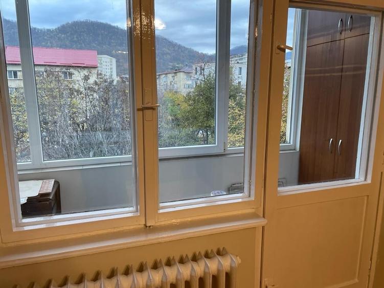 – Zona Caragiale-Apartament 3 camere decomandat, 2 băi, 2 balcoane - 7