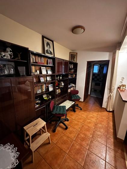 Apartament cu 2 camere, zona Tatarasi - 2