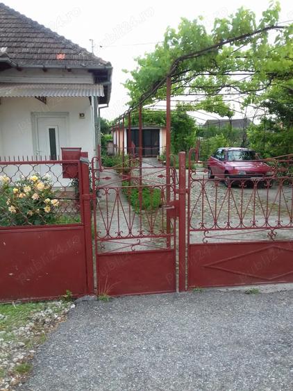 Vind casa cu teren Intravilan in Rimnicu-Vilcea Str. Buridava 34 - 13