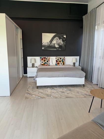 Studio de vanzare, zona Km 4-5 - 7