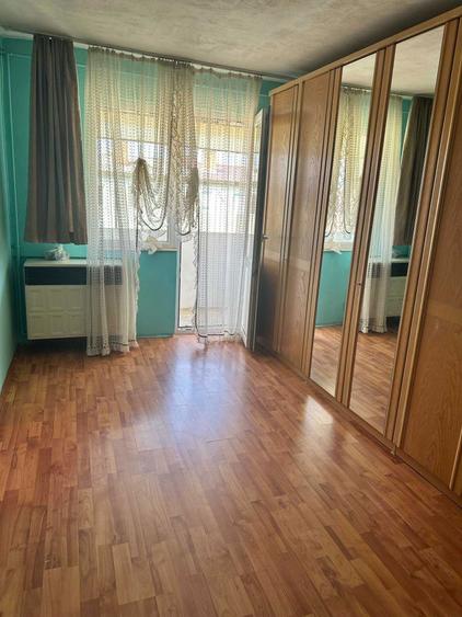 Apartament de vanzare cu 2 camere baie bucatarie si balcon - 4
