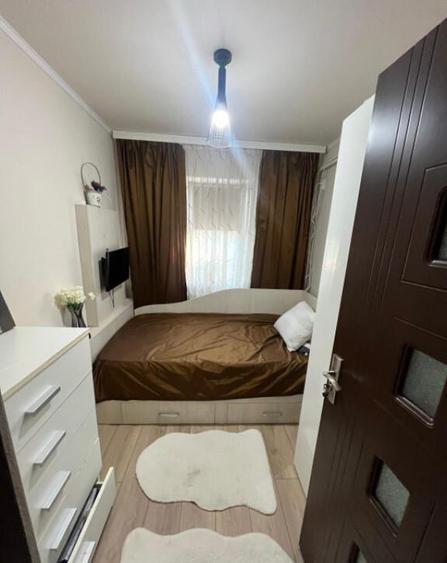 Apartament 2 camere, insula 1 mai, etaj 4 - 4