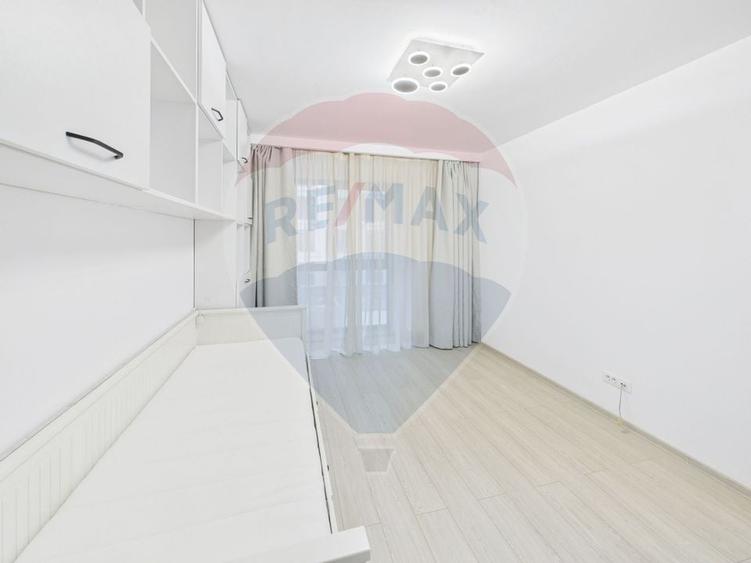 Apartament cu 3 camere de vânzare în zona Lujerului - 12