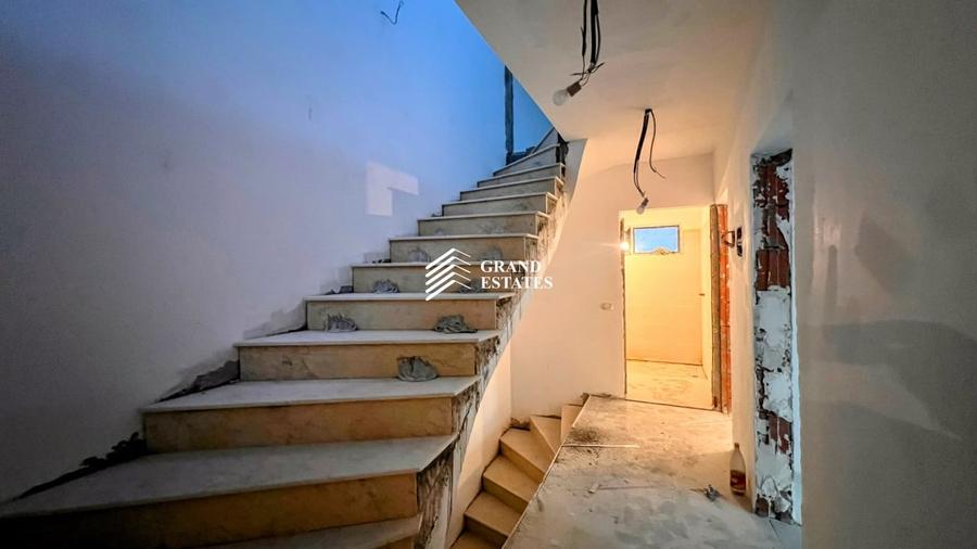 Vila cuplata I 5 camere I 2 locuri de parcare incluse - 10