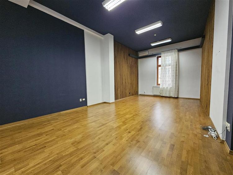 Birou, de 100 mp, în Ultracentral