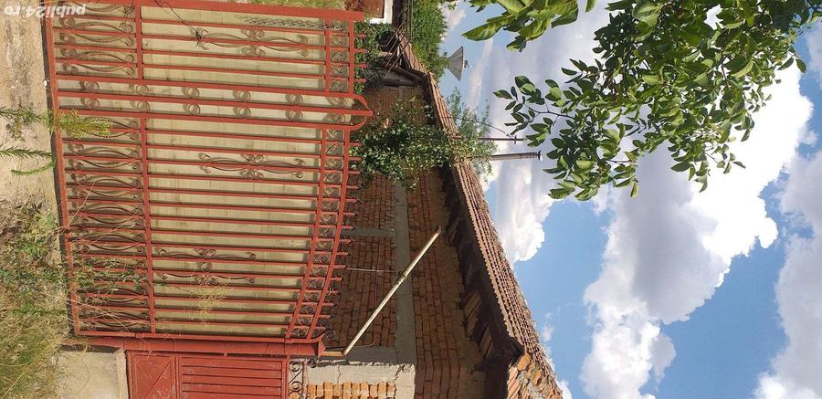 Casa de vanzare la 1kilometru distan?a de alexandria (Poroschia) - 5