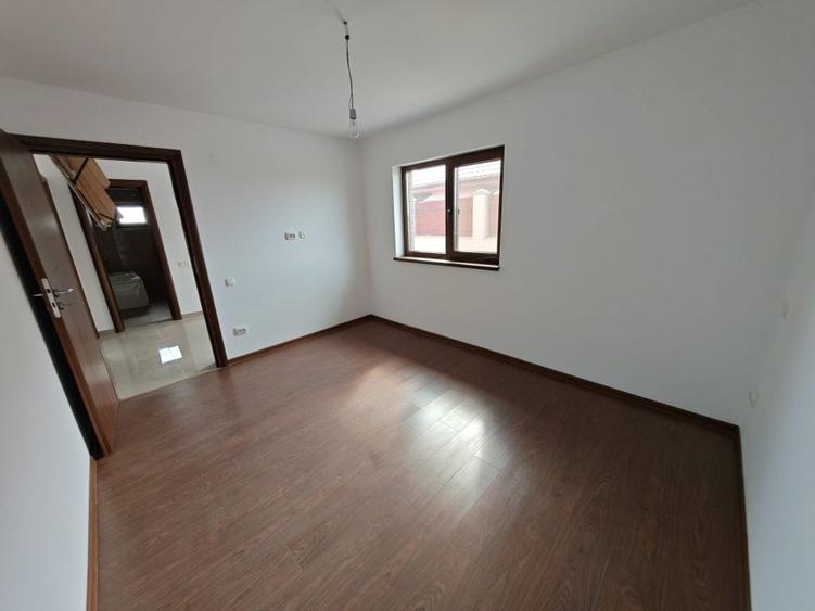 New Casa Corbeanca P+1+Mansarda 4 dormitoare 330 mp/curte - 37