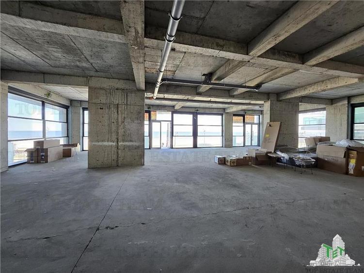 OPORTUNITATE: SPATIU COMERCIAL MAMAIA NORD PRIMA LINIE, VEDERE FRONTALA  LA MARE - 9