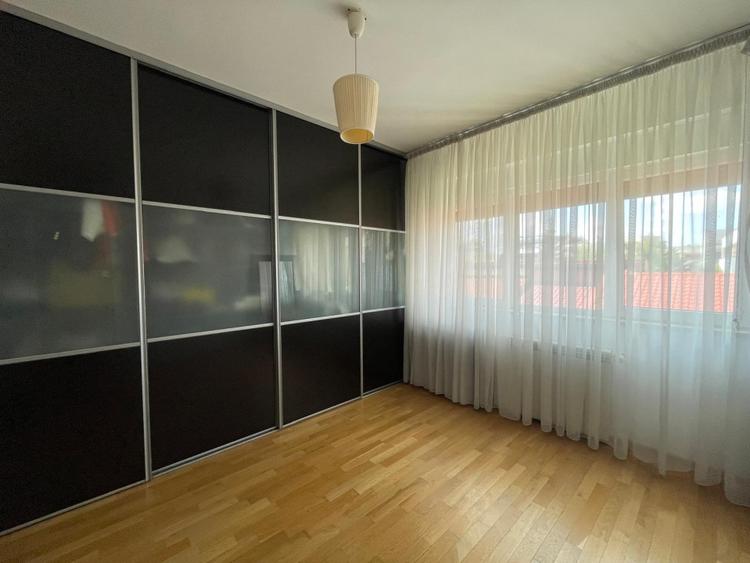 Apartament cu 5 camere si terasa spatioasa + 2 locuri de parcare - 9