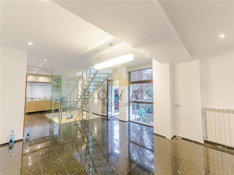 Vanzare Vila 5 Camere Vatra Luminoasa - 1