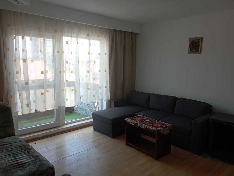 Apartament cu 2 camere nedecomandat în Nufărul
