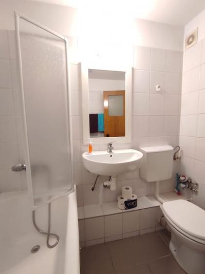 Apartament de 2 camere decomandat – 3 min de metrou Ștefan cel Mare - 7