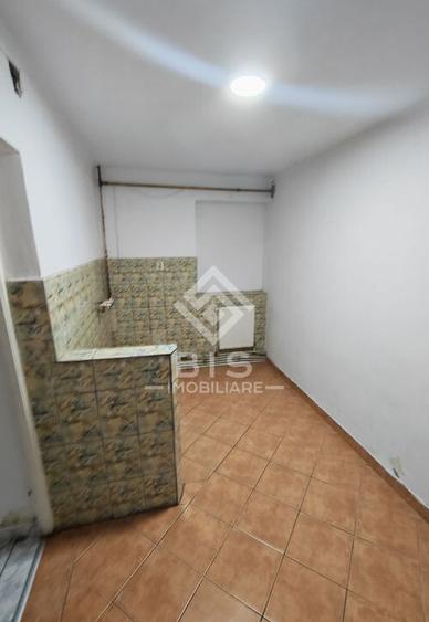 Spa?iu Comercial de Inchiriat.- Andrei Muresanu - 10