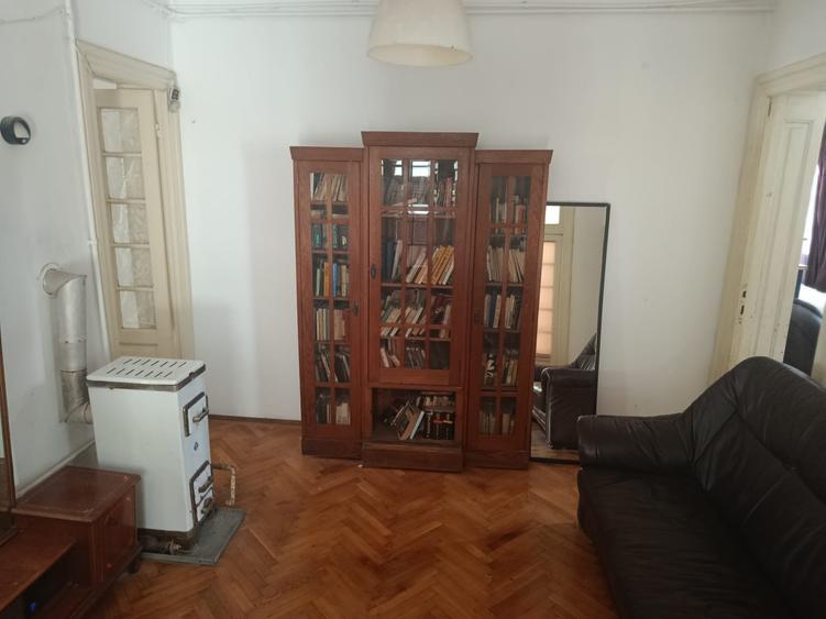 Casă de vânzare – 5 camere într-o vilă interbelică, 125 mp - 7