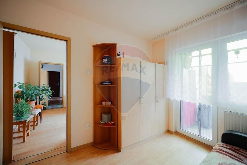 De vanzare apartament cu 2 camere zona Iosia - 10