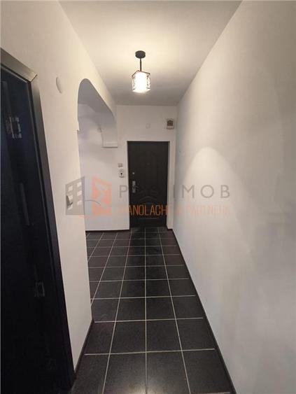 Garsoniera cf 1 decomandat zona Centru - 6