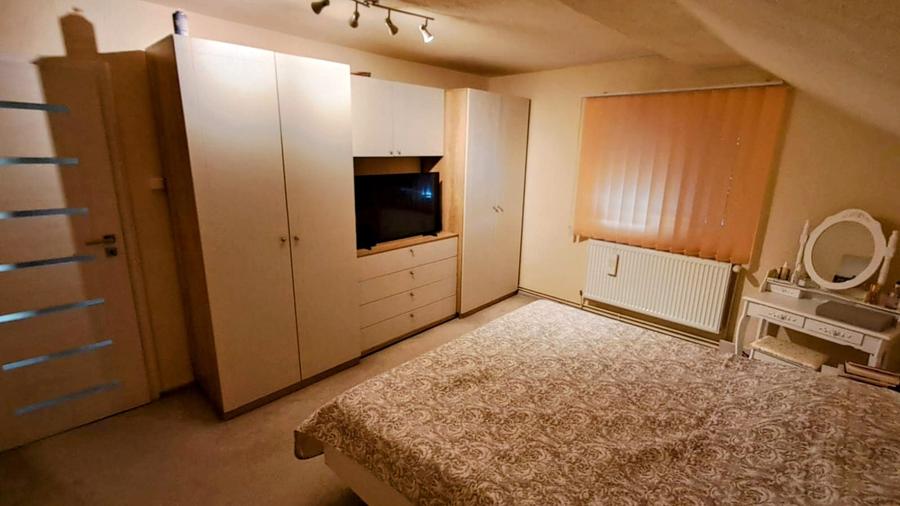 Casa individuală P+M, zonă liniștită, în Vatra veche a satului - 14