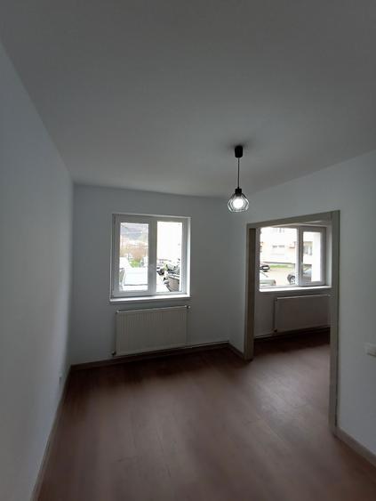 Vand apartament cu 3 camere - 4