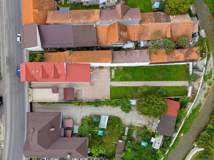 Proximitate imediata fata de Castelul Bran - 51