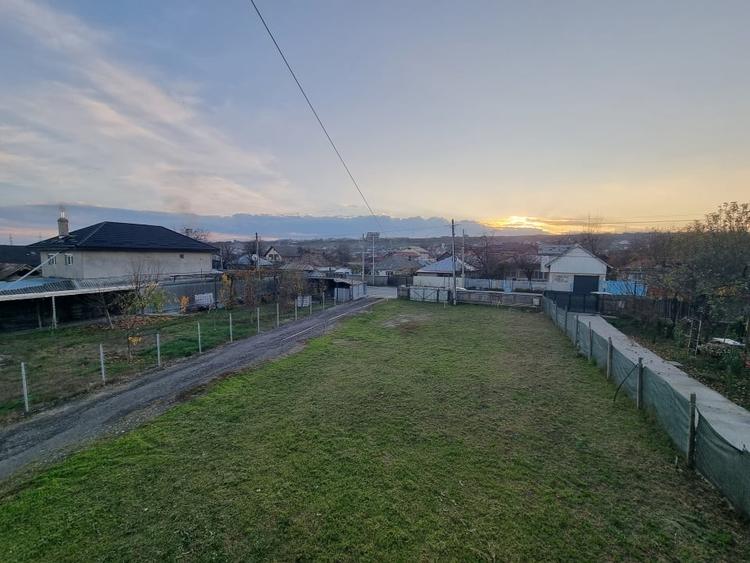 Margineni- Arcadie Septilici- Vila 6 camere- 2019- 3 bai- teren 800 mp - 17