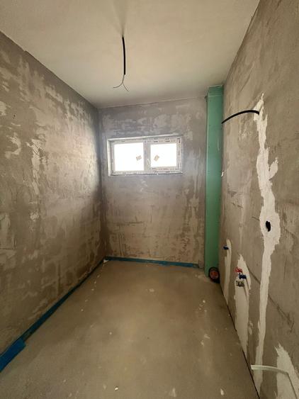 CASA TRIPLEX DE VÂNZARE ÎN FLOREȘTI - 6