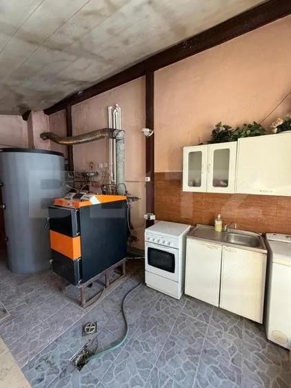 Oportunitate , casa multifunctionala , 490 mp utili , zona Liteni Moara Suceava - 12
