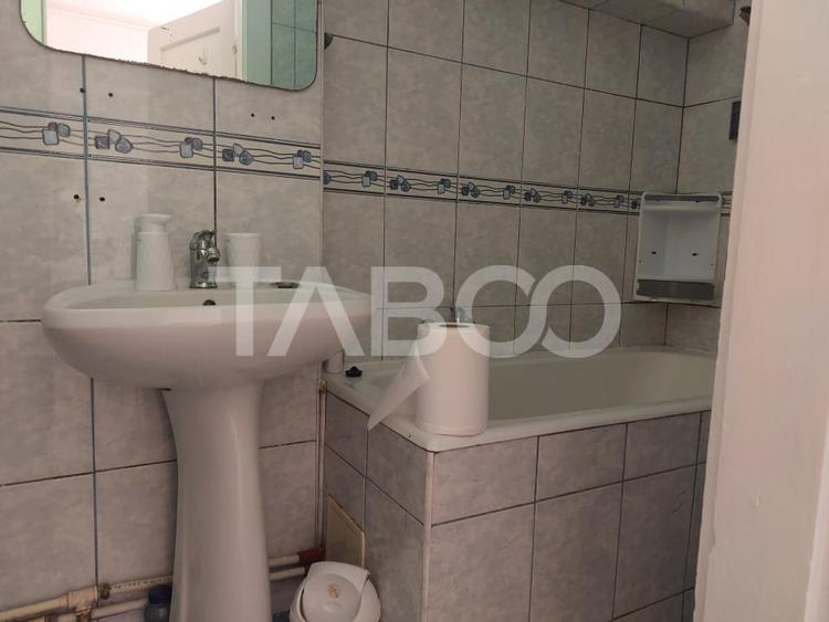 Apartament la casa 52 mp 2 camere terasa pivnita central Cisnadie - 9
