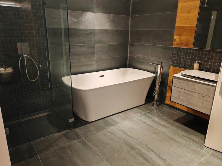 Apartament 4 camere modificat, mobilat si utilat lux zona AFI - 17