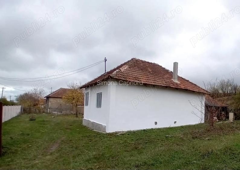 Vand urgent casa la ?ara