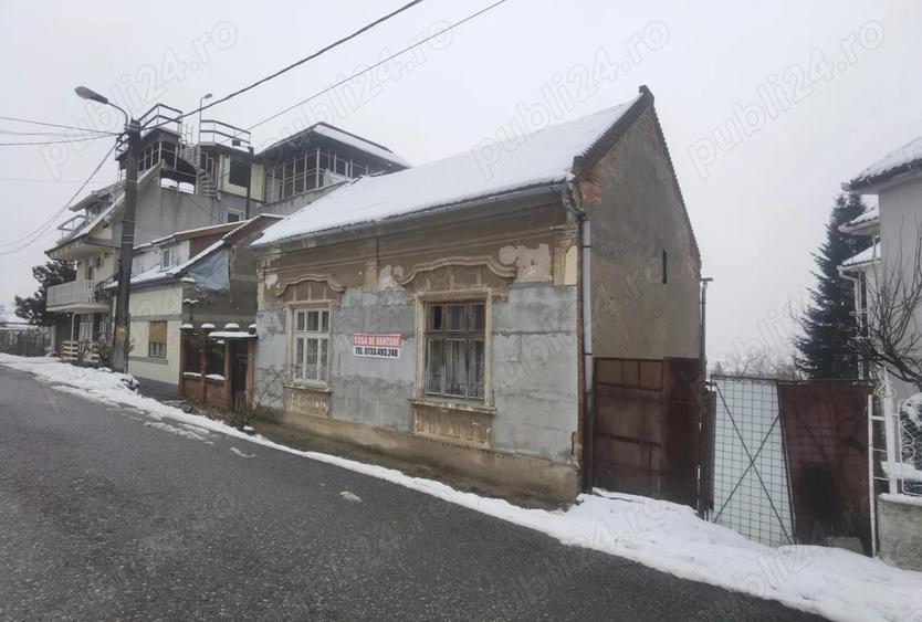 casa din caramida cu teren generos - 1