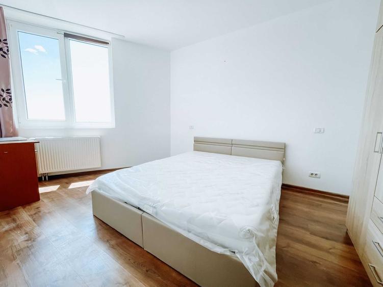 Apartament cu 3 camere decomandat în Bârzești