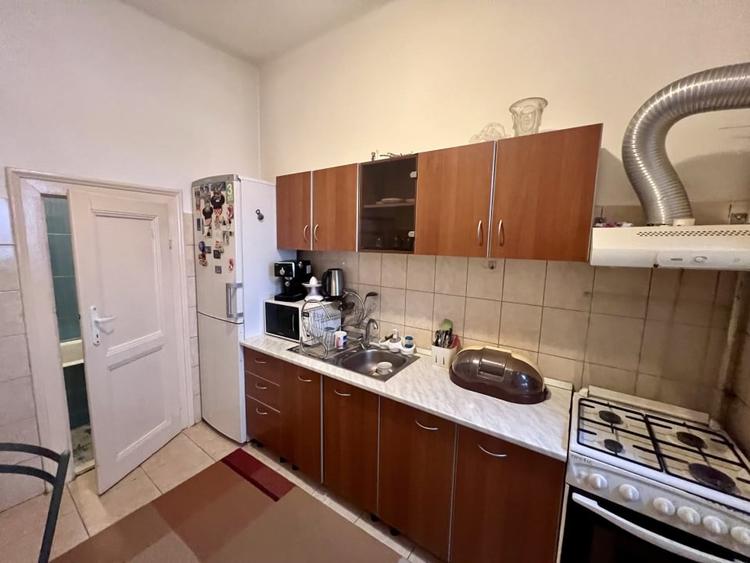 Apartament 2 camere, 57 mp utili, curte comuna - zona Dambovita - 5