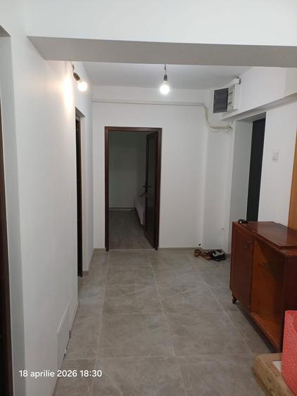 Apartament 2 camere renovat nou - 3