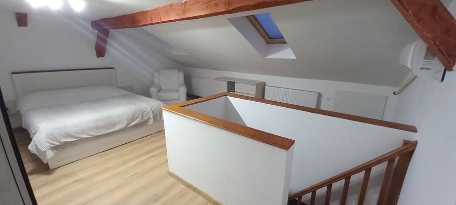 Inchiriez apartament in Sanpetru - 10