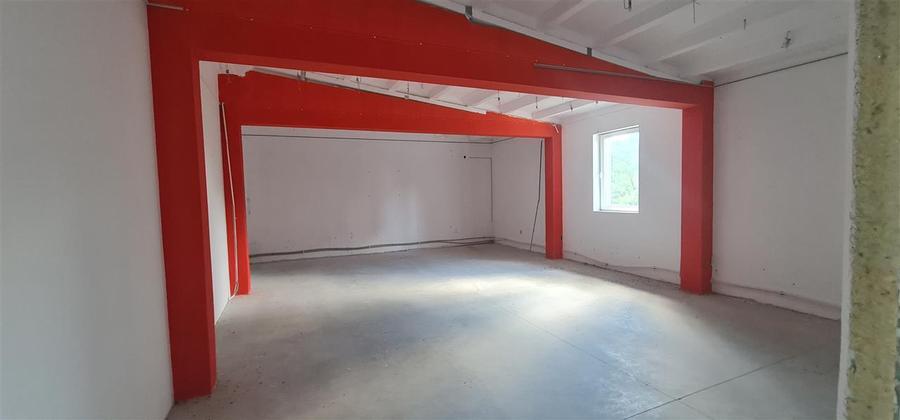 Spatiu 700mp et.1 in zona Aeroport, Arad - 2