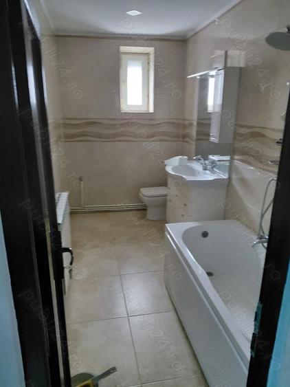 Apartament decomandat de vanzare - 3