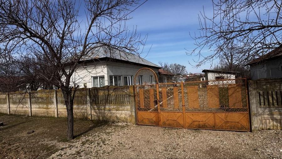 Casa de vanzare! - 2