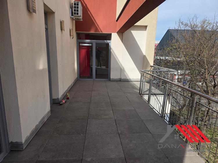 Bdul Eroilor  -  SAD Birouri 180 mp – 10 euro/mp - 8