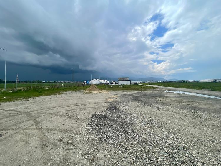 Teren  de vanzare - 3