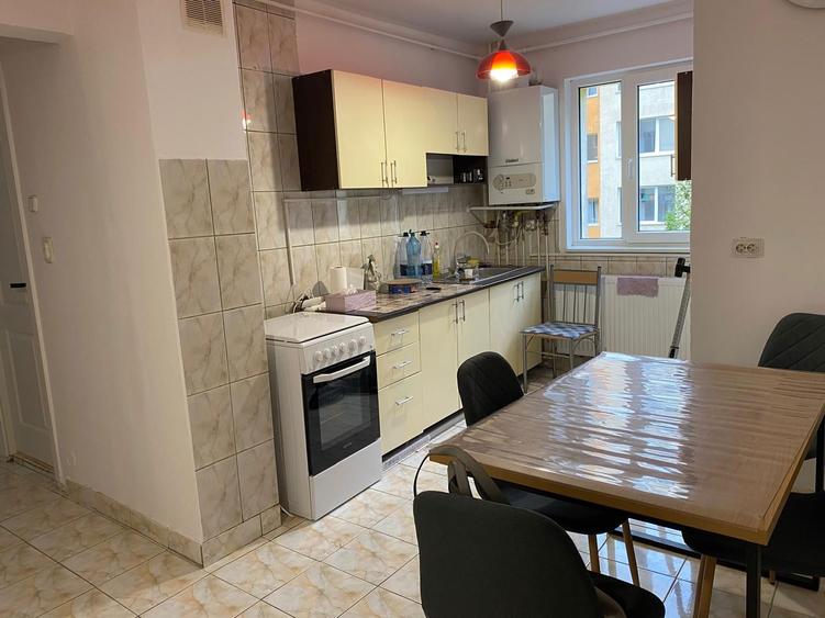 Inchiriez apartament 3 camere decomandat str Grigore Alexandrescu - 6