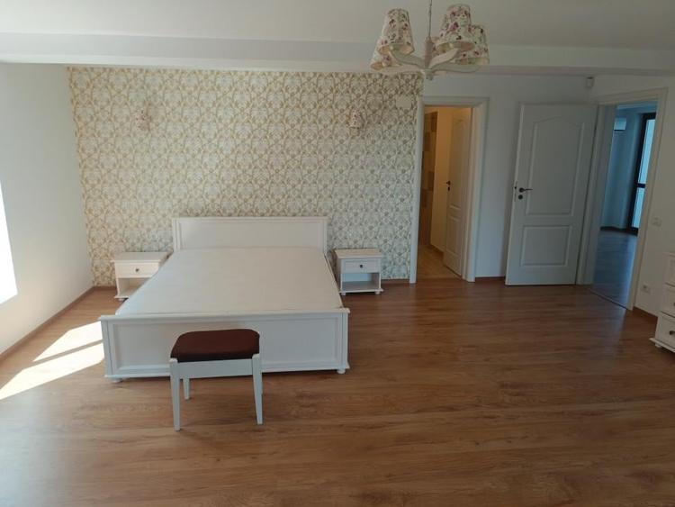 Vila 4 camere in Snagov, suprafata utila 240 mp, suprafata teren 1100 mp. - 19