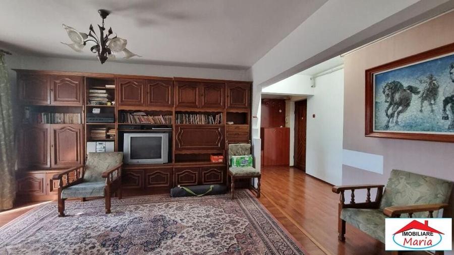 Apartament 4 camere Careiului 75000 Euro - 2