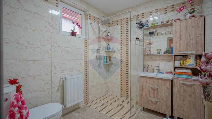 Comision 0 %! Casa de vanzare in Sacele, zona Cernatu! - 22