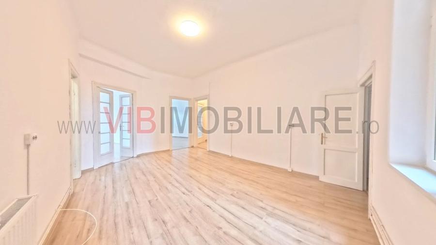 Victoriei- Romana - Lascar Catargiu - 3 camere - nemobilat - 87 mp utili cu cent - 4