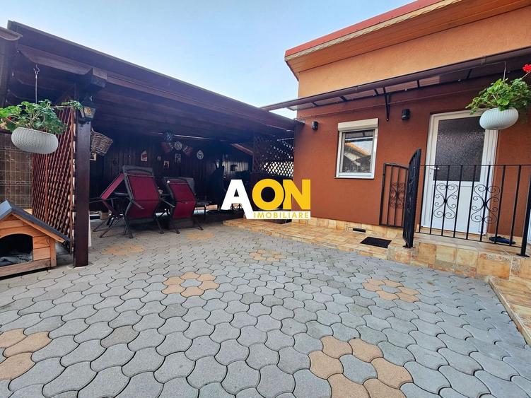 Casa tip triplex ( capat ), 4 camere, P+M, curte amenajata, Bărăbanț - 6