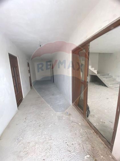 Casa cu 4 camere de vanzare - Beiu, Teleorman - 2