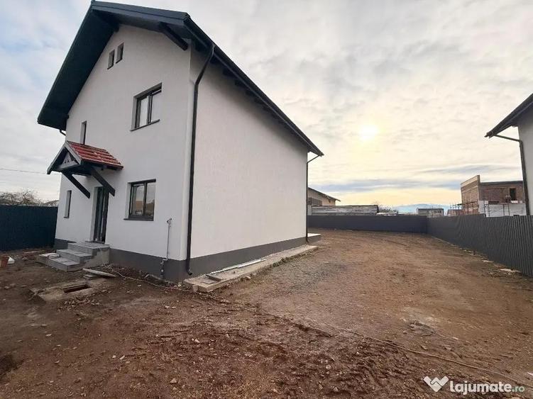 Casa moderna Individuala P+Etaj ,4 camere - Izvor , Brasov 0%Comision - 1